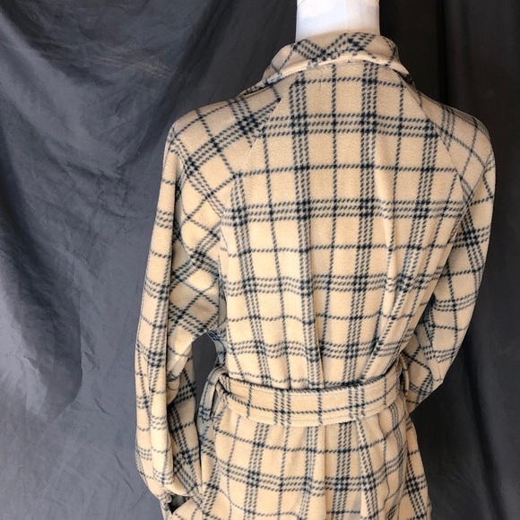 Moda Plaid Teddy Jacket with Belt - Picture 14 of 16